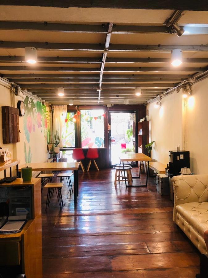 Bee Friend Hostel Chiang Mai Dış mekan fotoğraf