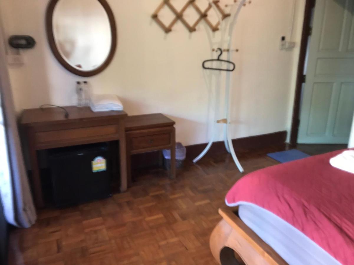 Bee Friend Hostel Chiang Mai Dış mekan fotoğraf