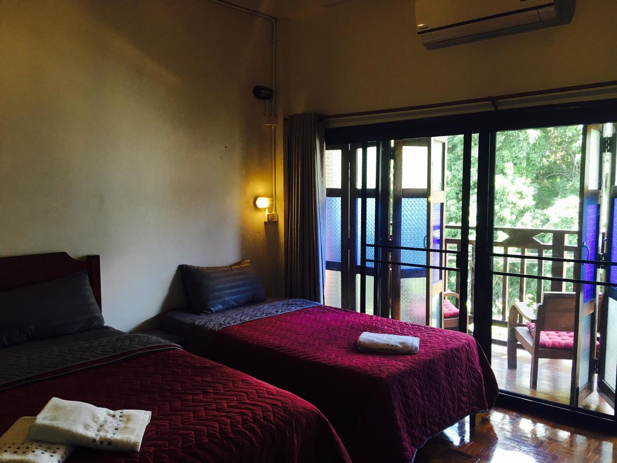 Bee Friend Hostel Chiang Mai Dış mekan fotoğraf