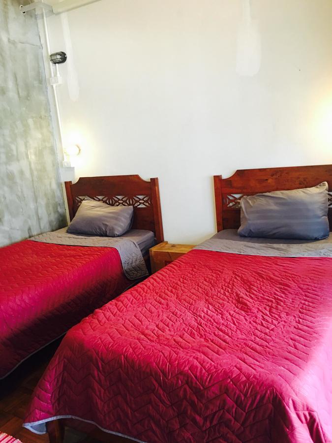 Bee Friend Hostel Chiang Mai Dış mekan fotoğraf